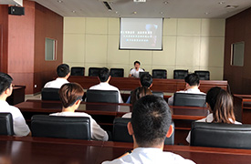 公司組織員工參加“樹立風(fēng)險意識，遠(yuǎn)離非法集資”投資者宣傳教育活動